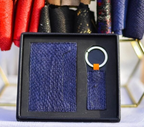 Coffret Set porte cartes et porte cles artisanal en cuir ou similicuir marocain personnalisable cadeau artisanal maroc